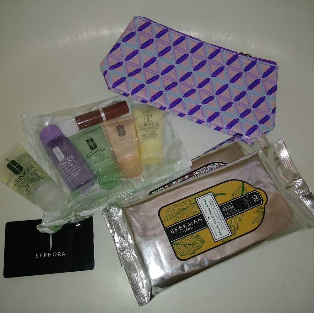Clinique travel kit Bundle